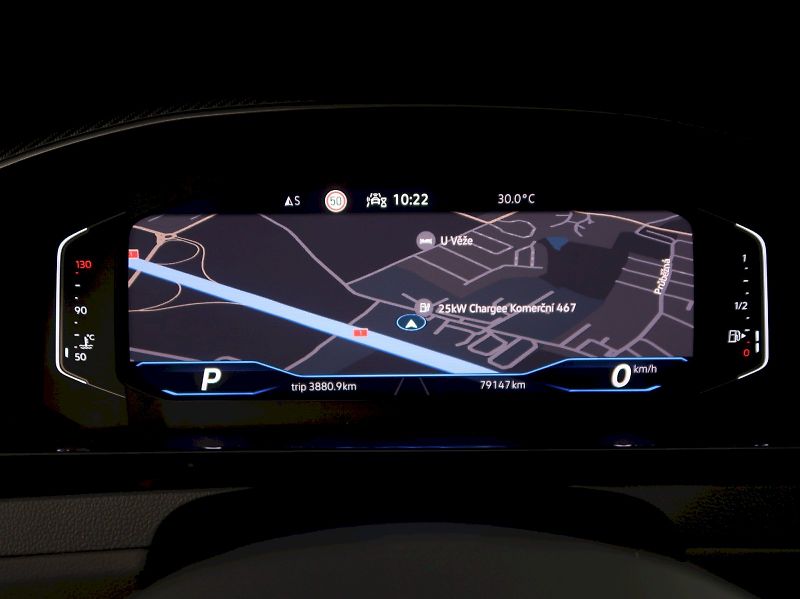 Volkswagen Arteon (2023) SB R-LINE 2.0 TDI 147KW DSG ZÁ - fotka 18 z 37