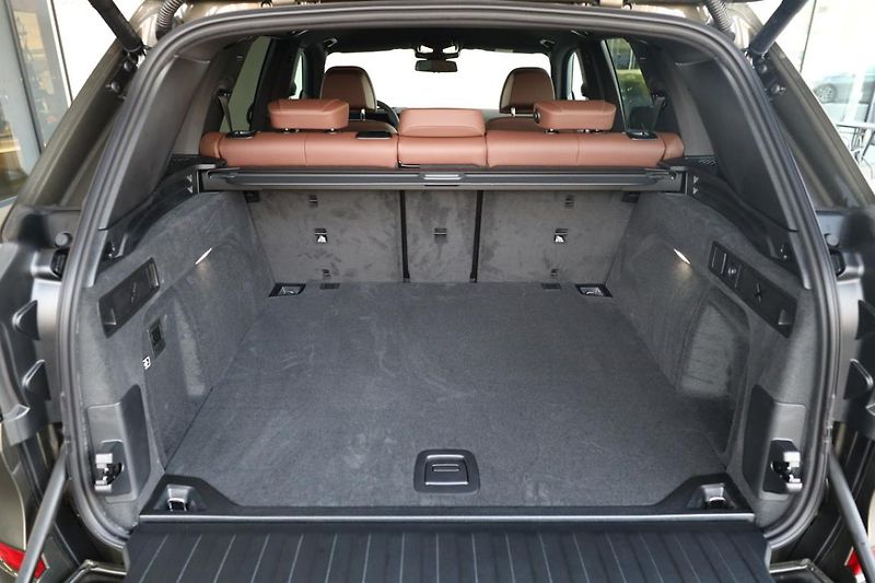 BMW X5 xDrive30d - fotka 8 z 18