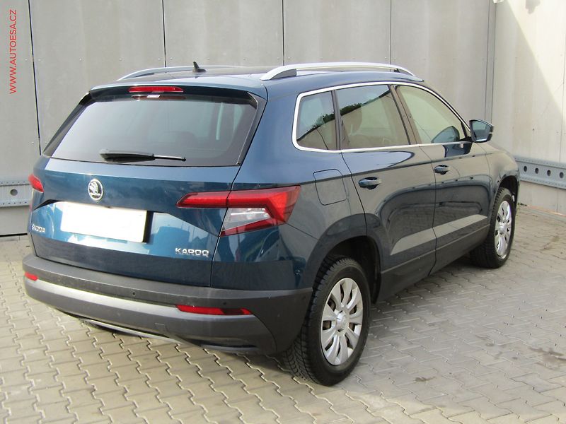 Škoda Karoq (2019) 1.6 TDi, Style, DSG, kůže - fotka 4 z 23