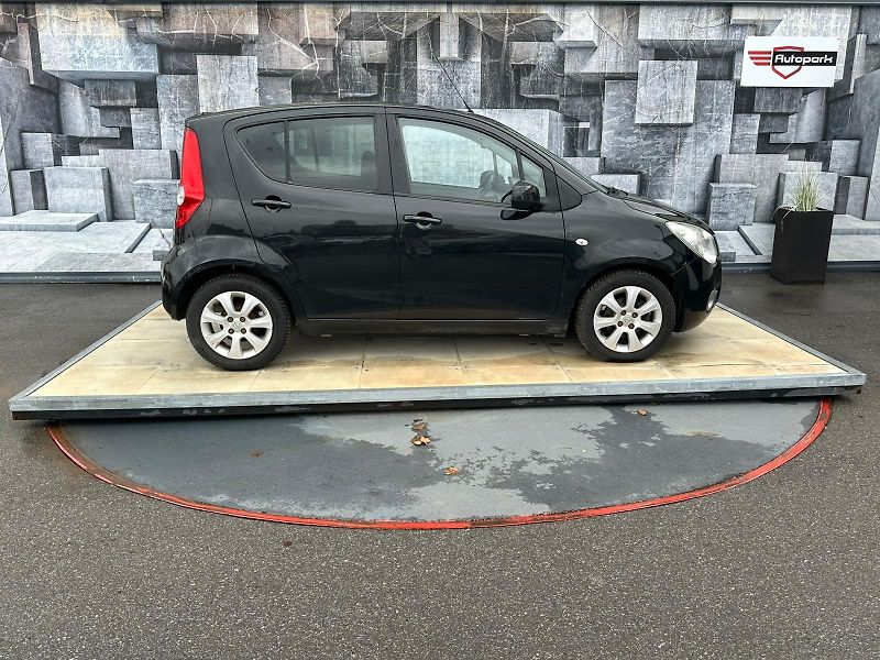 Opel Agila (2008) 1.2i, 63KW - fotka 5 z 17