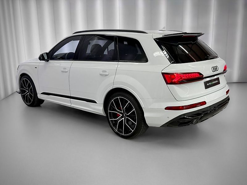 Audi Q7 50 TDI QUATTRO S-LINE, WEBASTO - fotka 4 z 35