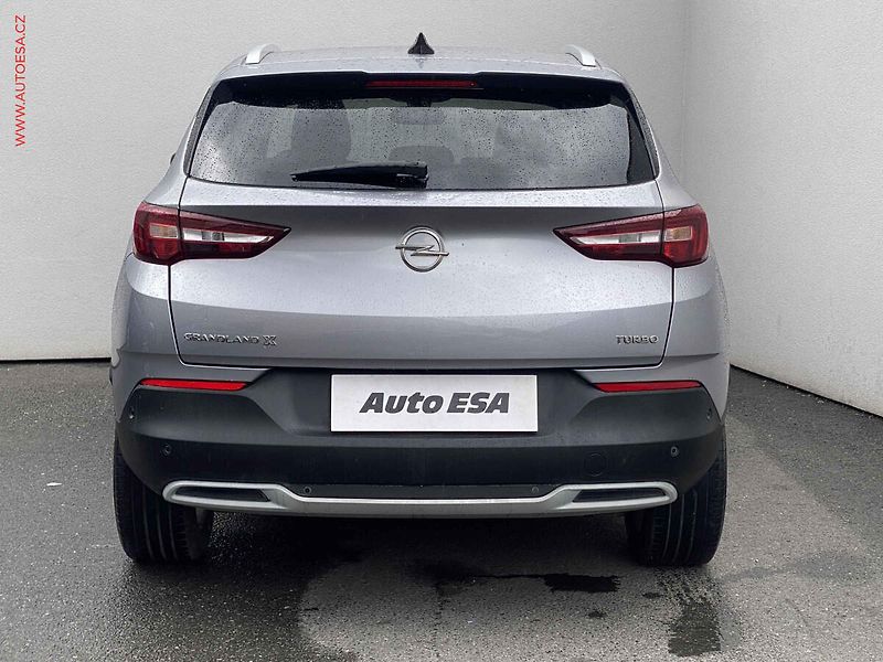 Opel Grandland X (2018) 1.2 T, Innovation, AT, navi - fotka 5 z 19