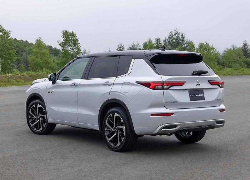 Model Eclipse cross je na trhu od roku 2017
