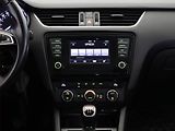 Škoda Octavia (2015) Ambition 1.6 TDI, Navi - náhled 10