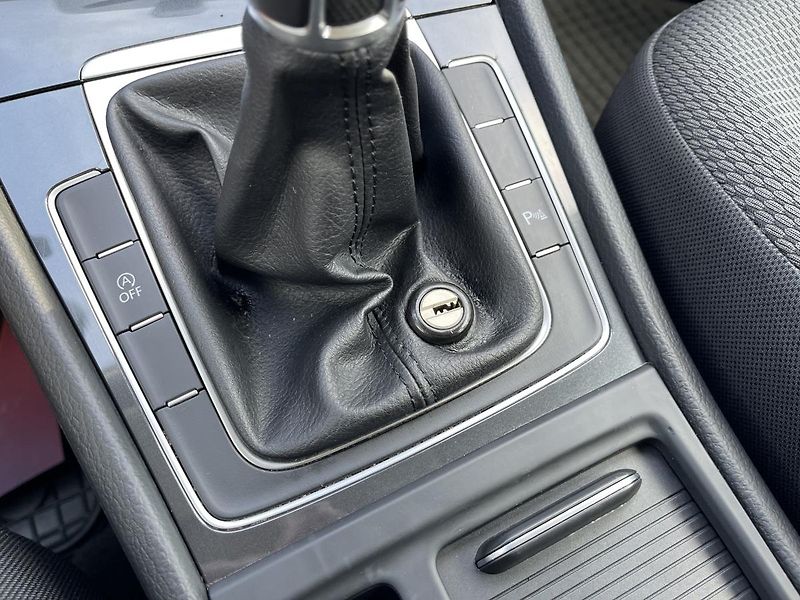 Volkswagen Golf Variant 1.5 TSi 110kW NEHAVAR-DPH-ČR ! - fotka 34 z 41