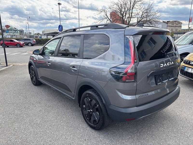 Dacia Jogger (2026) Expression Eco-G 120 5 míst - fotka 3 z 17