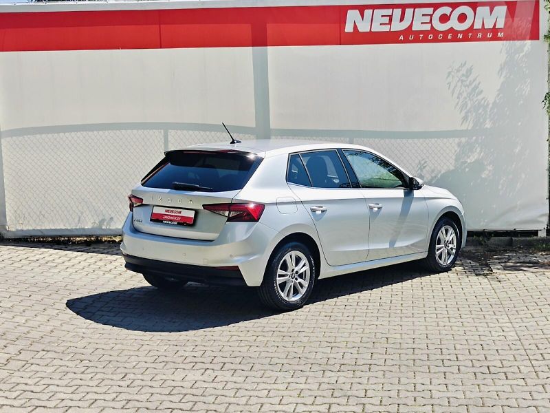 Škoda Fabia (2025) 1,0 TSI 70 kW 130 LET PREMIUM - fotka 2 z 39