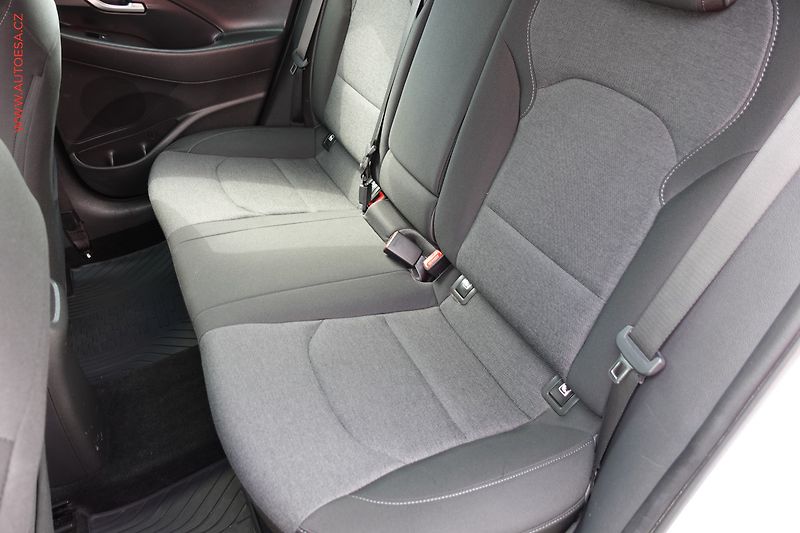 Hyundai i30 (2021) 1.5 T-GDi 48V, Smart - fotka 11 z 24