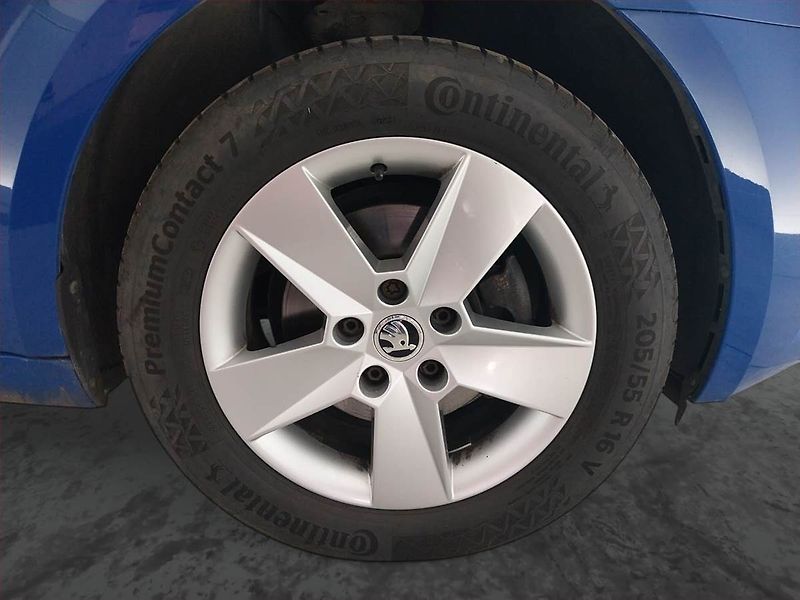 Škoda Octavia (2020) Ambition Plus 1.5 TSI, Automat - fotka 15 z 18
