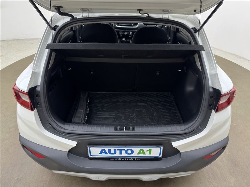 Kia Stonic 1,4 i SERVIS KAMERA 2X KOLA ČR - fotka 37 z 37