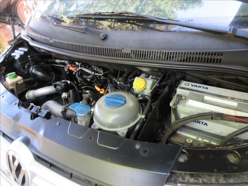 Volkswagen Caravelle 2,5 TDi 128Kw, 4x4, 7míst, Lon - fotka 30 z 30