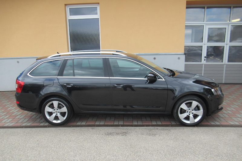 Škoda Octavia 2.0 TDi AUT. KLIMA SADA KOL - fotka 3 z 21