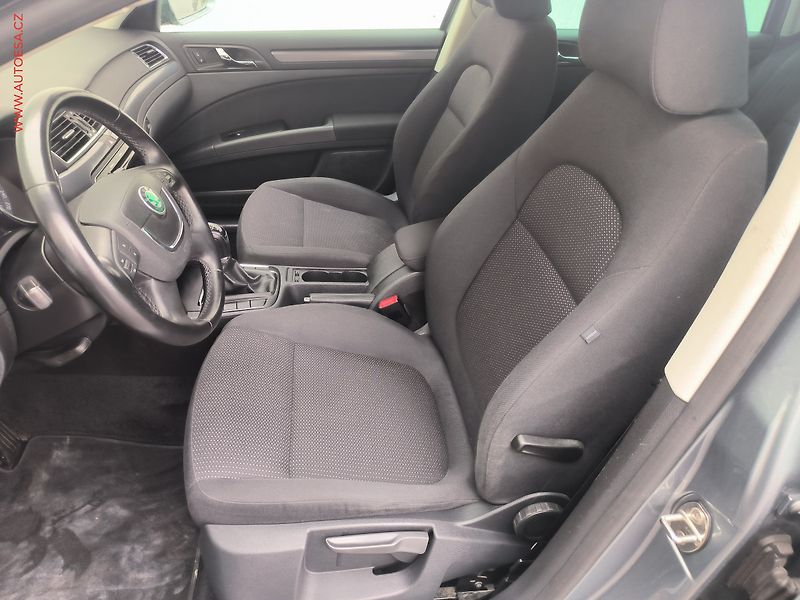 Škoda Superb (2010) 1.6 TDi, Comfort, TZ - fotka 9 z 18