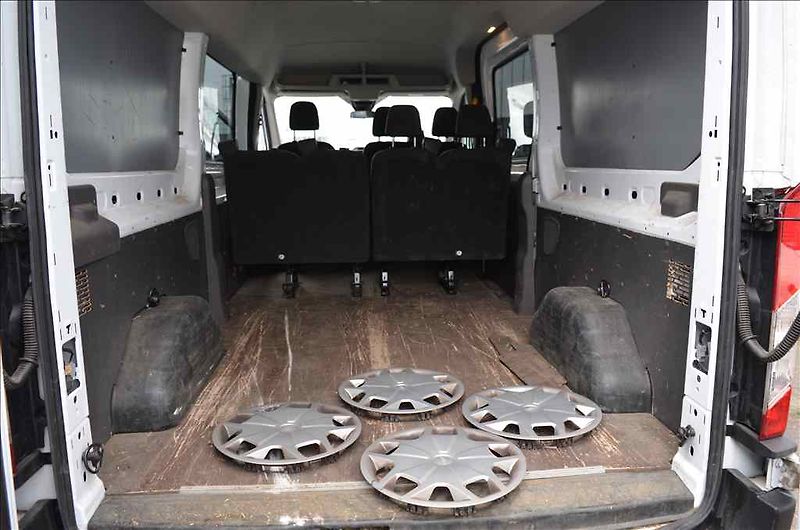 Ford Transit (2021) 2,0 D - fotka 17 z 19