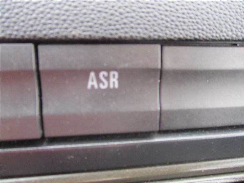 Škoda Fabia 1,4 i, klimatizace, ABS,ASR, - fotka 21 z 26