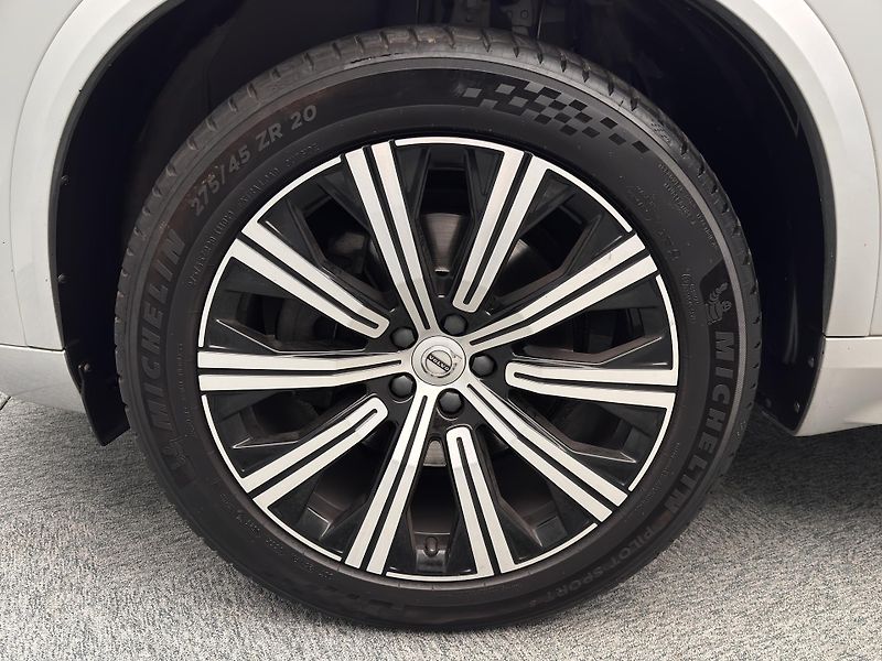 Volvo XC90 T6 AWD INSCRIPTION CZ 1.maj - fotka 47 z 47