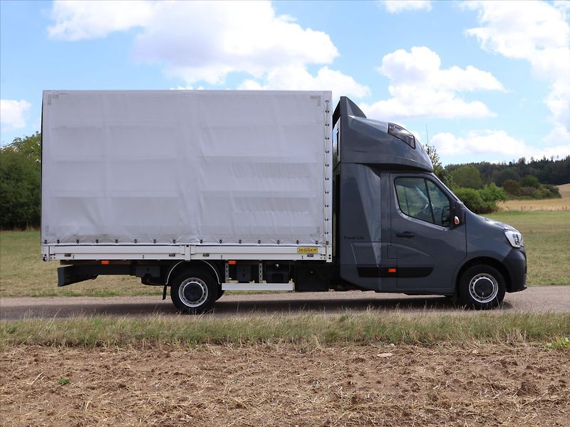Renault Master 2,3 dCi L4 8-Palet 2x spaní DP - fotka 7 z 32