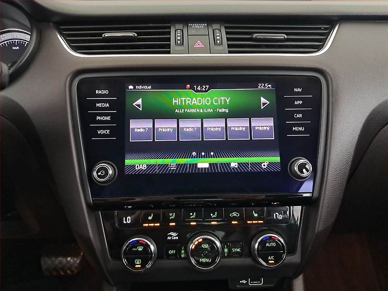 Škoda Octavia (2018) Laurin&Klement 2.0 TDI - fotka 12 z 21