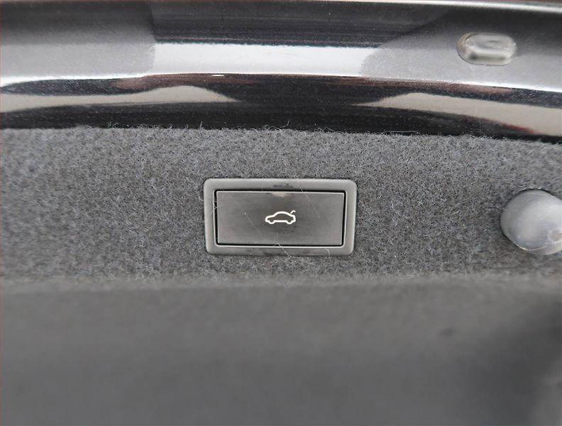 Škoda Octavia (2022) Style Plus 2.0 TSI, DSG,4x4 - fotka 18 z 21