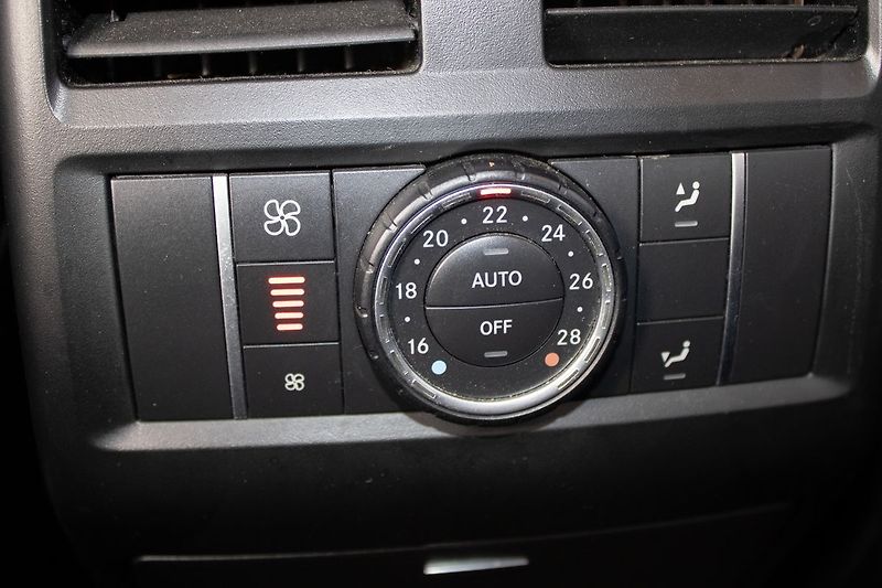 Mercedes-Benz Třídy M Servisované, tažné, 4x4, 225kW - fotka 29 z 34