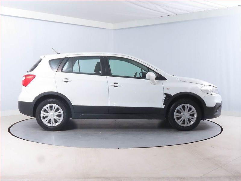 Suzuki SX4 S-Cross (2018) 1.0 BoosterJet, Serv.kniha - fotka 6 z 13