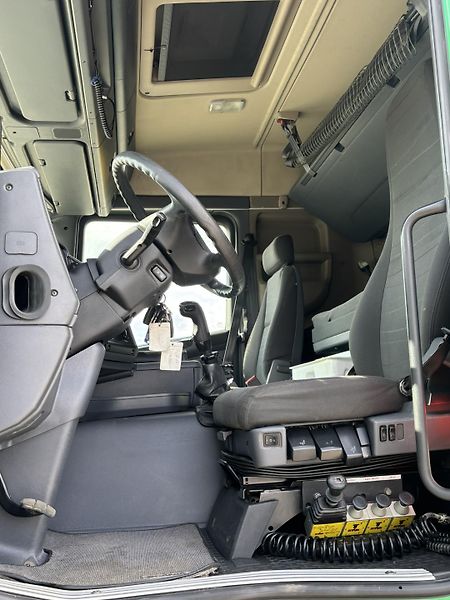 Scania G450 LB 6x2*4 E6 krmné směsi - fotka 23 z 31