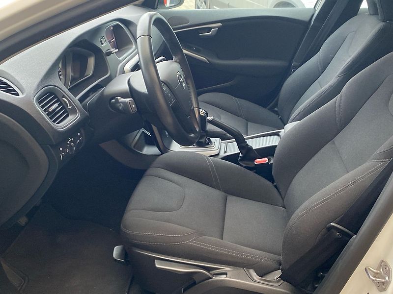 Volvo V40 - fotka 5 z 28
