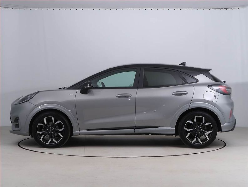 Ford Puma (2022) ST-Line X 1.0 EcoBoost mHEV - fotka 3 z 19