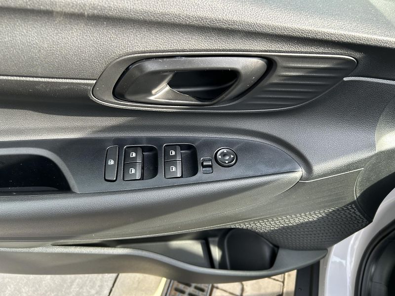 Hyundai Bayon FL 1,2I SMART - fotka 12 z 26