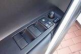 Toyota Corolla Cross 2,0 HEV Comfort FWD - náhled 10
