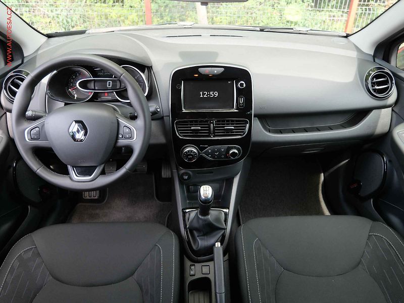 Renault Clio (2019) 0.9 TCe, 1.maj,ČR, Limited - fotka 8 z 20