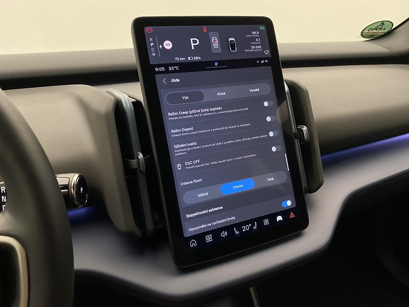 Volvo EX30 PURE ELECTRIC SINGLE PLUS CZ - fotka 46 z 63