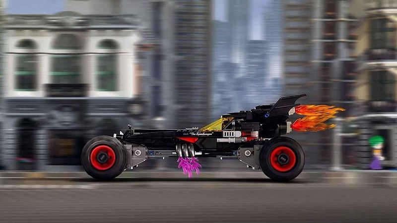 Chevrolet z lega postavil Batmobil v životní velikosti.