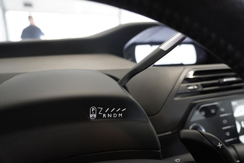 Citroën C4 Picasso 1.6-16V 1 MAJITEL ZNAČKOVÝ S. - fotka 17 z 27