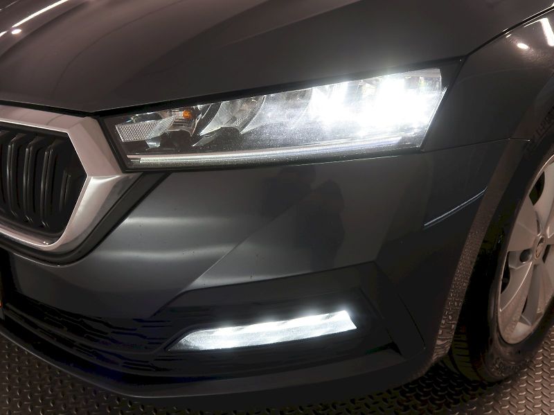 Škoda Octavia (2020) AMBITION 2.0TDI 85KW - fotka 10 z 36