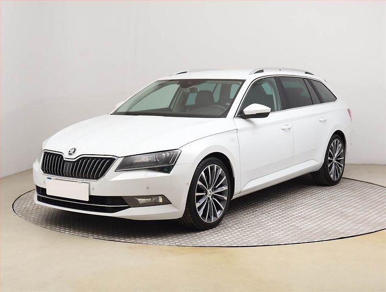 Škoda Superb (2016) Laurin&Klement 2.0 TDI, 4X4 - fotka 2 z 24