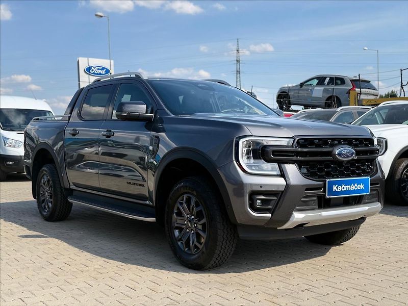 Ford Ranger 3,0 EcoBlue 177 kW V6 Wildtrak - fotka 7 z 49