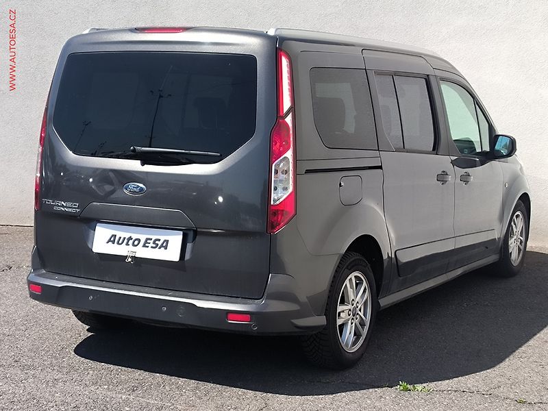 Ford Tourneo Connect (2019) 1.5TDCi MAXi XL, ČR - fotka 4 z 15