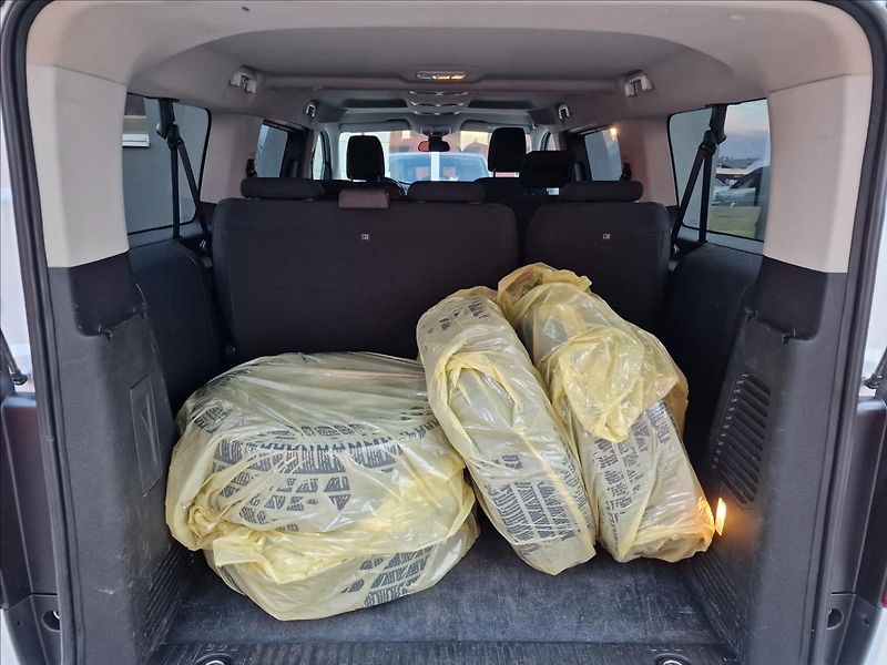 Toyota ProAce Verso 2.0 D-4d 110kW L2 Shuttle, ČR - fotka 18 z 50