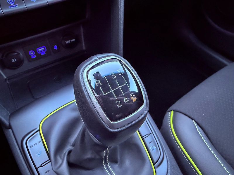 Hyundai Kona 1.0 T-GDi Style, 1.Maj, Servis - fotka 20 z 28