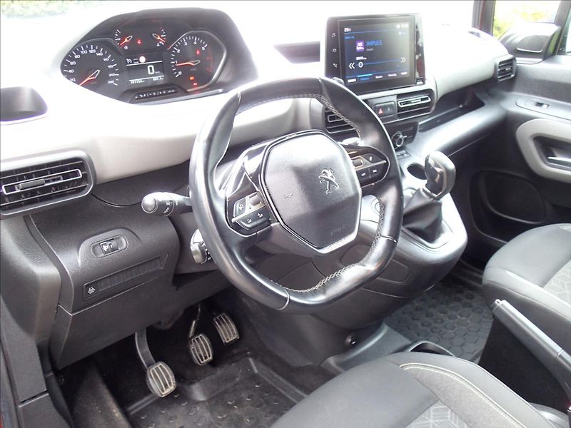 Peugeot Rifter 1,5 HDi, Active, ČR 2. Maj - fotka 10 z 35