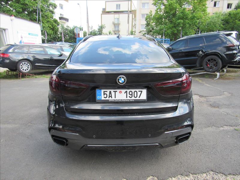 BMW X6 3,0 d xDrive30d 190kW - fotka 5 z 33