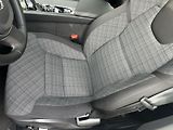 Volvo XC60 (2025) T6 RECHARGE PHEV 4WD ČR 1.maj  - náhled 36