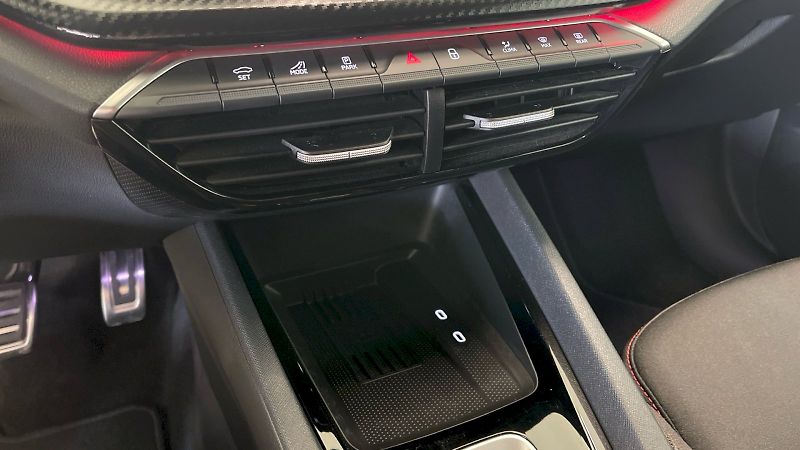 Škoda Octavia (2025) Kombi RS 2.0TSI 195kW DSG - fotka 25 z 31