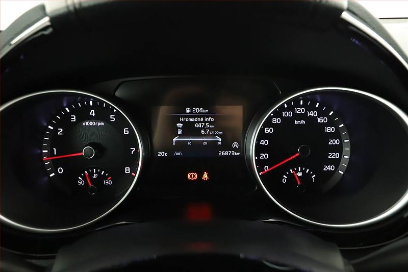 Kia Ceed (2023) 1.5 T-GDI - fotka 10 z 16