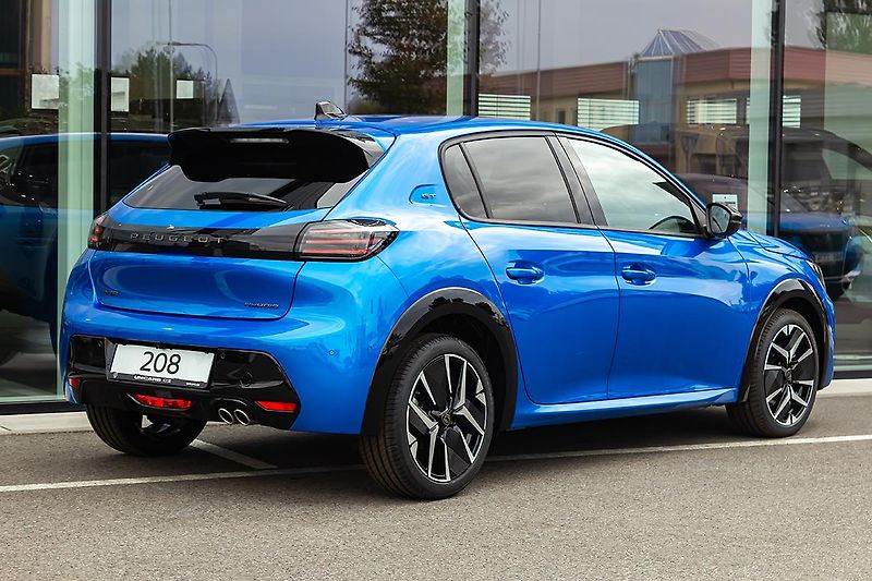 Peugeot 208 (2026) 1,2   GT Hybrid 145 e-DCS6 - fotka 5 z 20