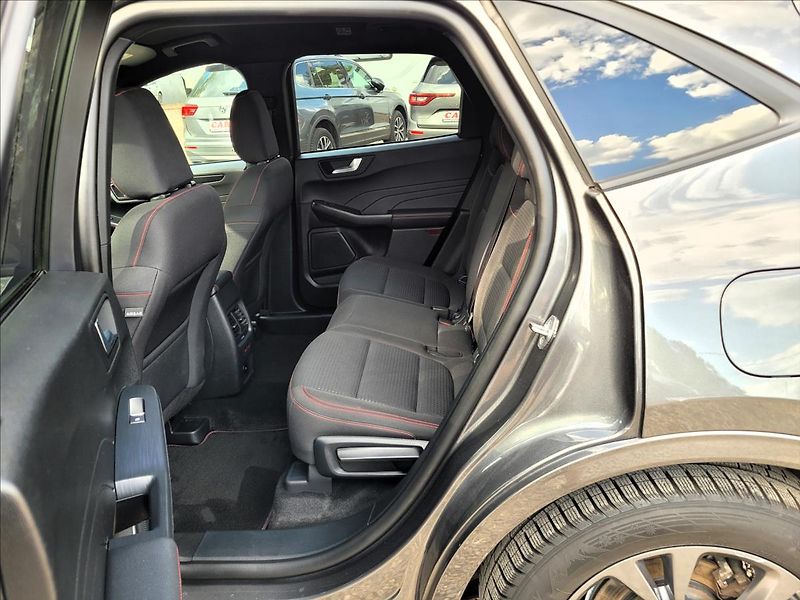 Ford Kuga 2,5 Rezervace! HEV,140kw,ST-li - fotka 14 z 50
