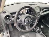 Mini Cooper (2011) 1.6 D, Bixen, +ALU - náhled 15