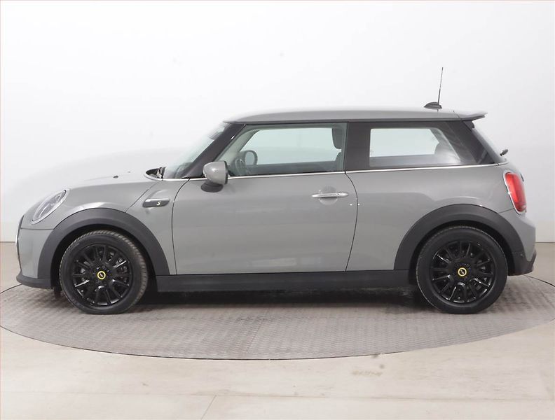 Mini Ostatní (2022) Cooper SE 32 kWh, SoH 97% - fotka 3 z 18