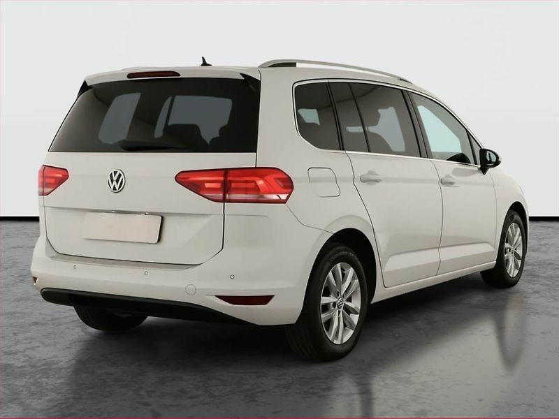 Volkswagen Touran (2019) 1.5 TSI - fotka 5 z 15